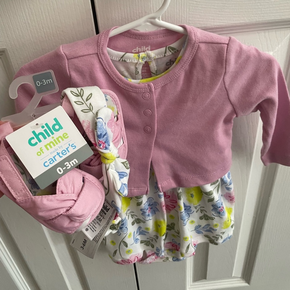 Carter’s 4-piece Set NWT